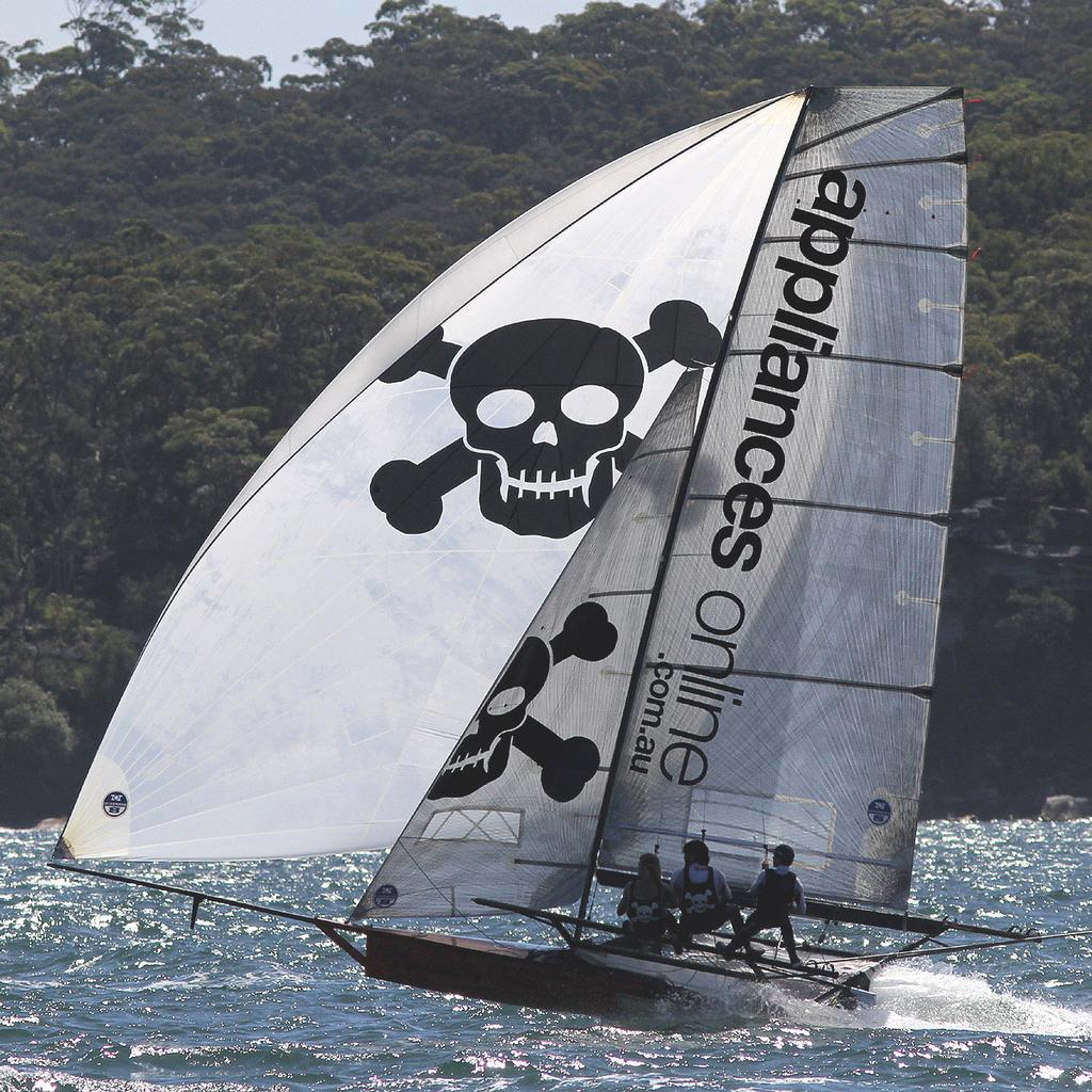 Appliancesonline.com.au was consistent all race to finish a good second today - Australian 18 Footers, League, Syd. Barnett Memorial Trophy,  Sunday, 14 December 2014, Sydney Harbour. © Australian 18 Footers League http://www.18footers.com.au